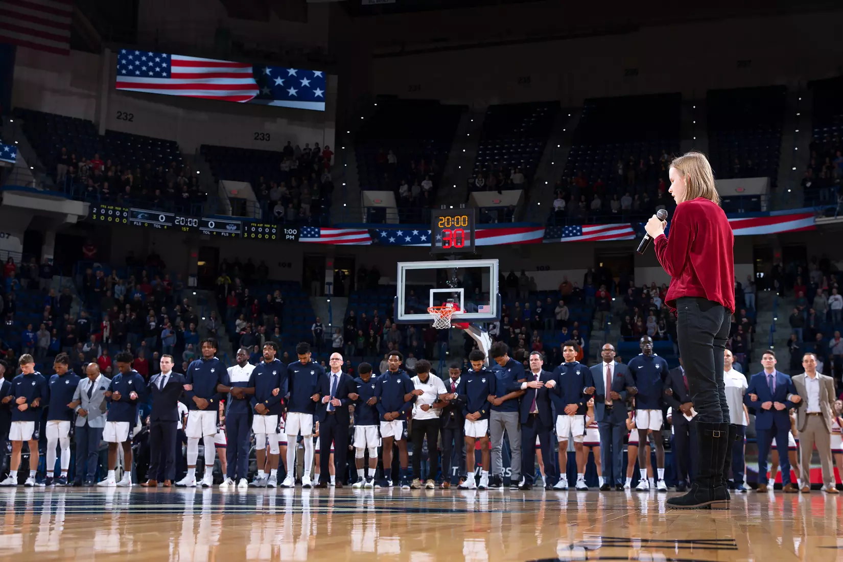 UConn vs UNH 12/22/10