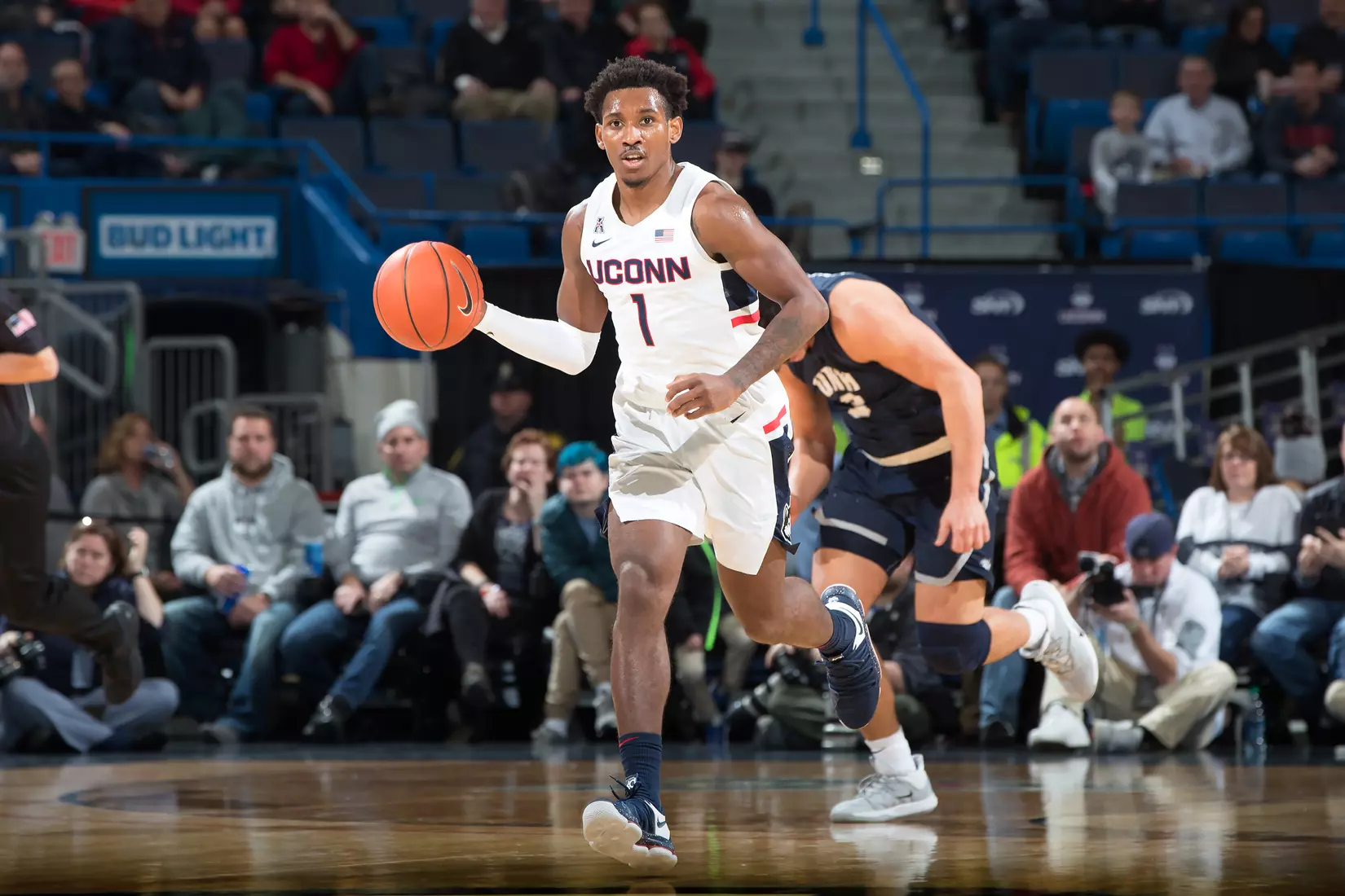 UConn vs UNH 12/22/10