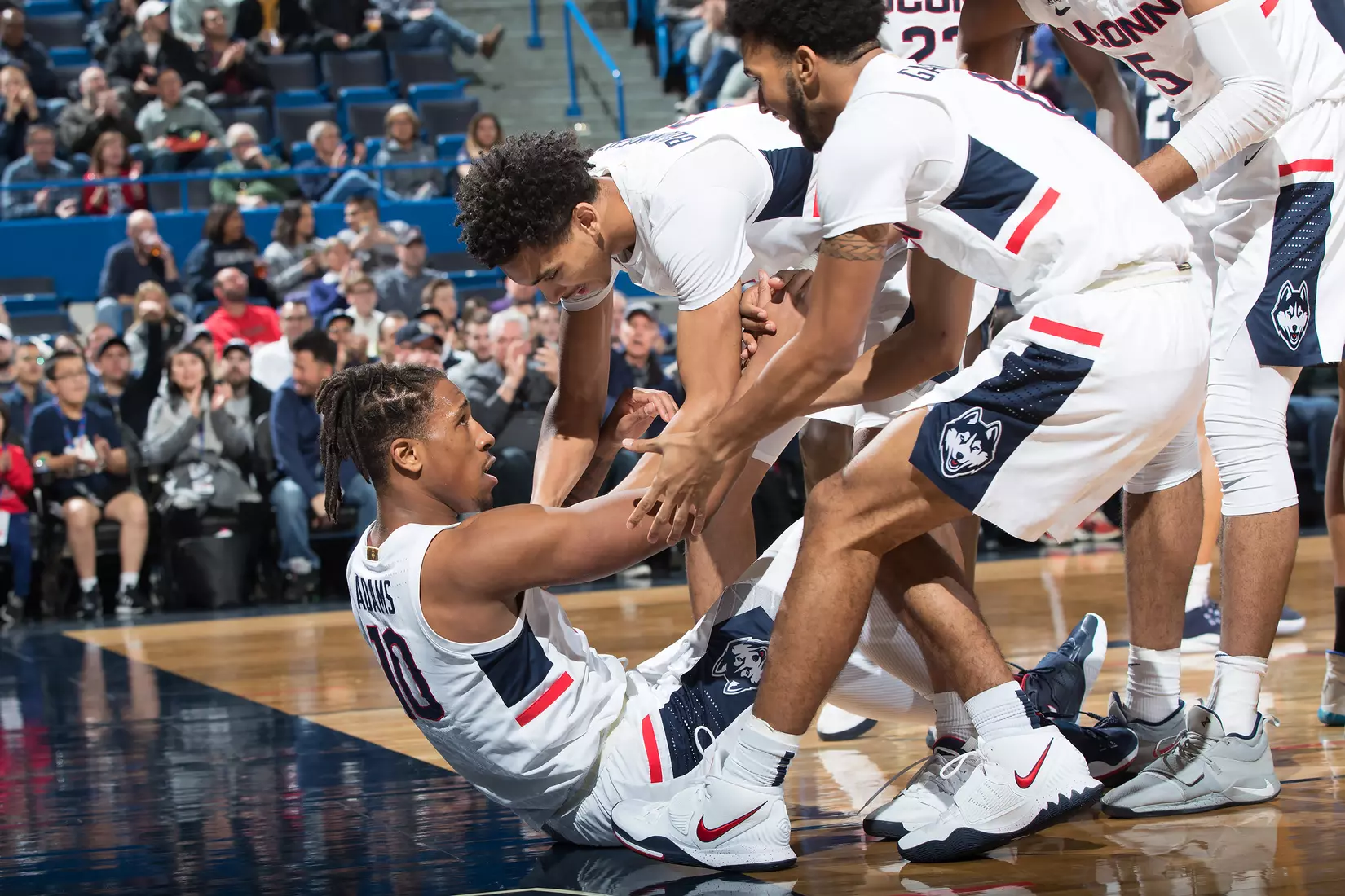 UConn vs UNH 12/22/10