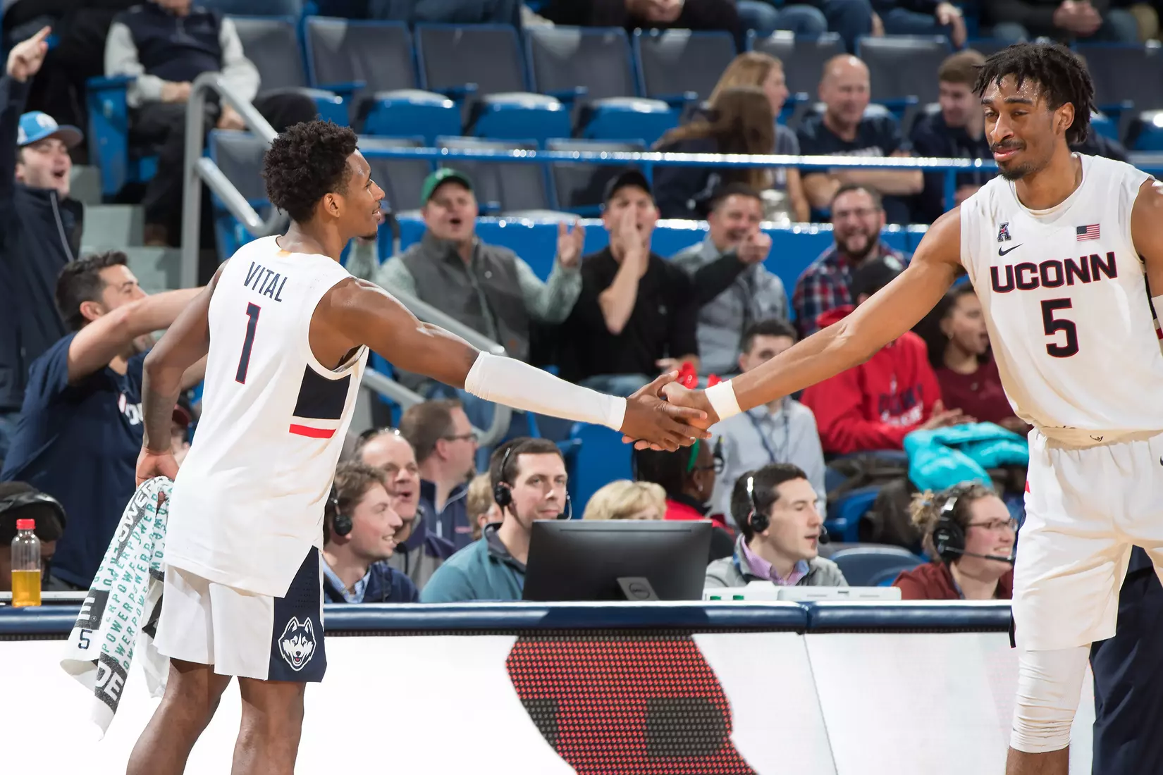 UConn vs UNH 12/22/10