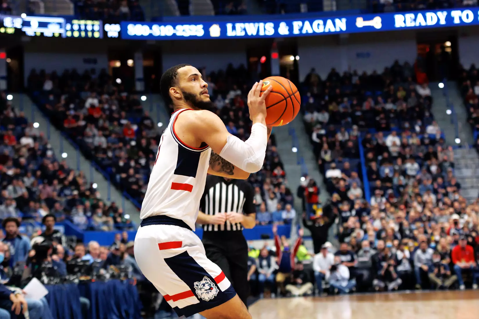 UConn vs Villanova at XL Center 2/22/22