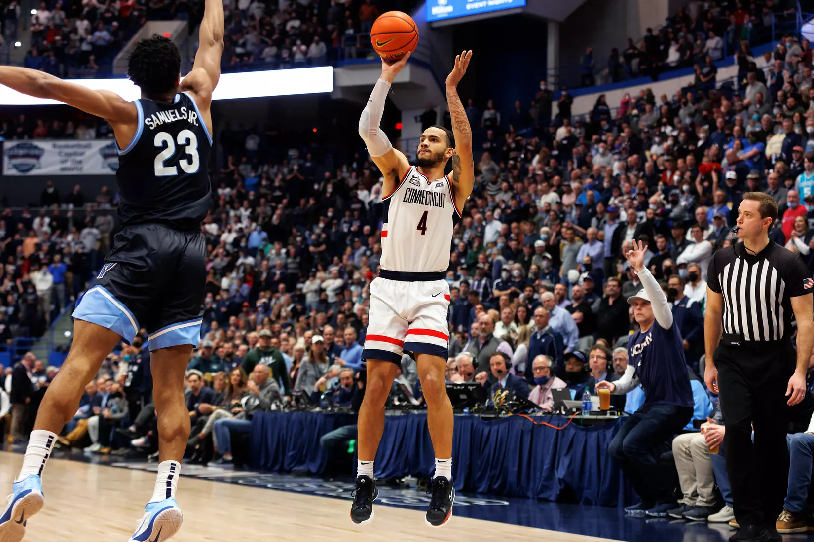 UConn vs Villanova at XL Center 2/22/22