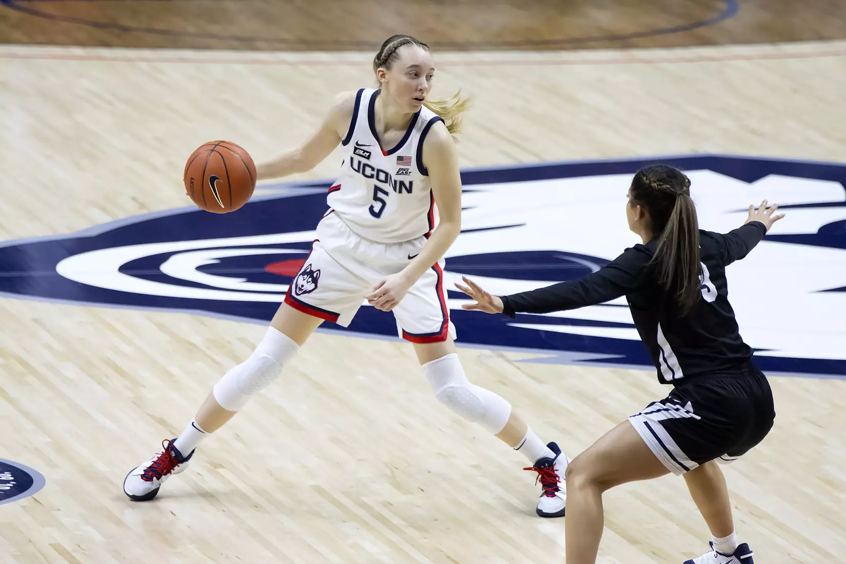 Paige Bueckers sizes up the defense against Butler on January 19, 2021.