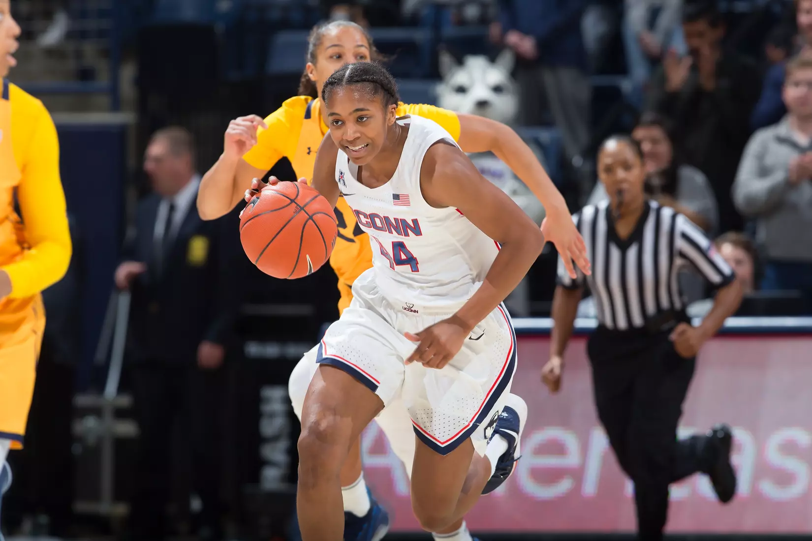 Uconn vs California 11/10/19