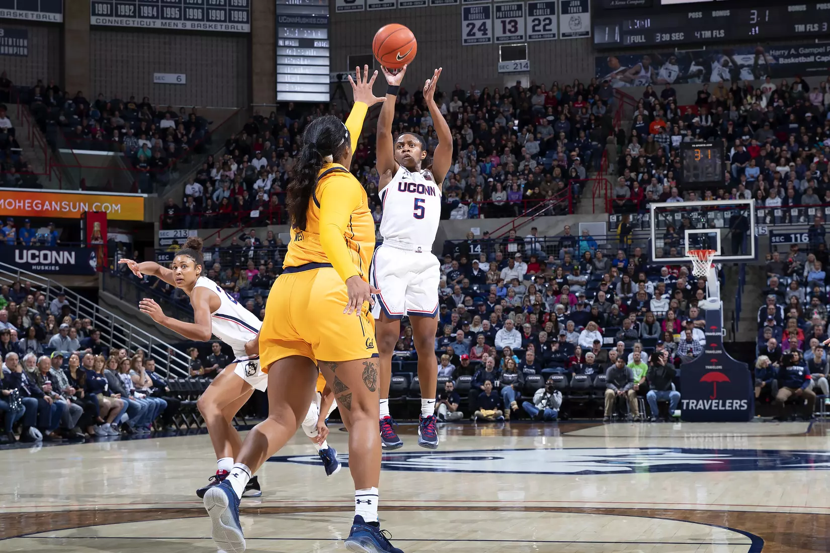 Uconn vs California 11/10/19