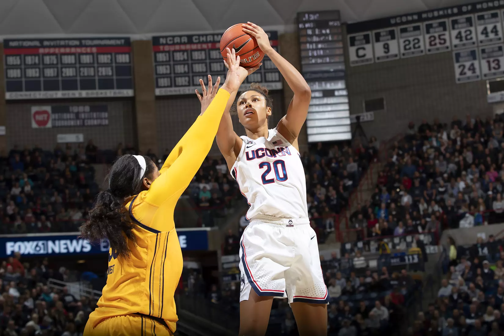 Uconn vs California 11/10/19