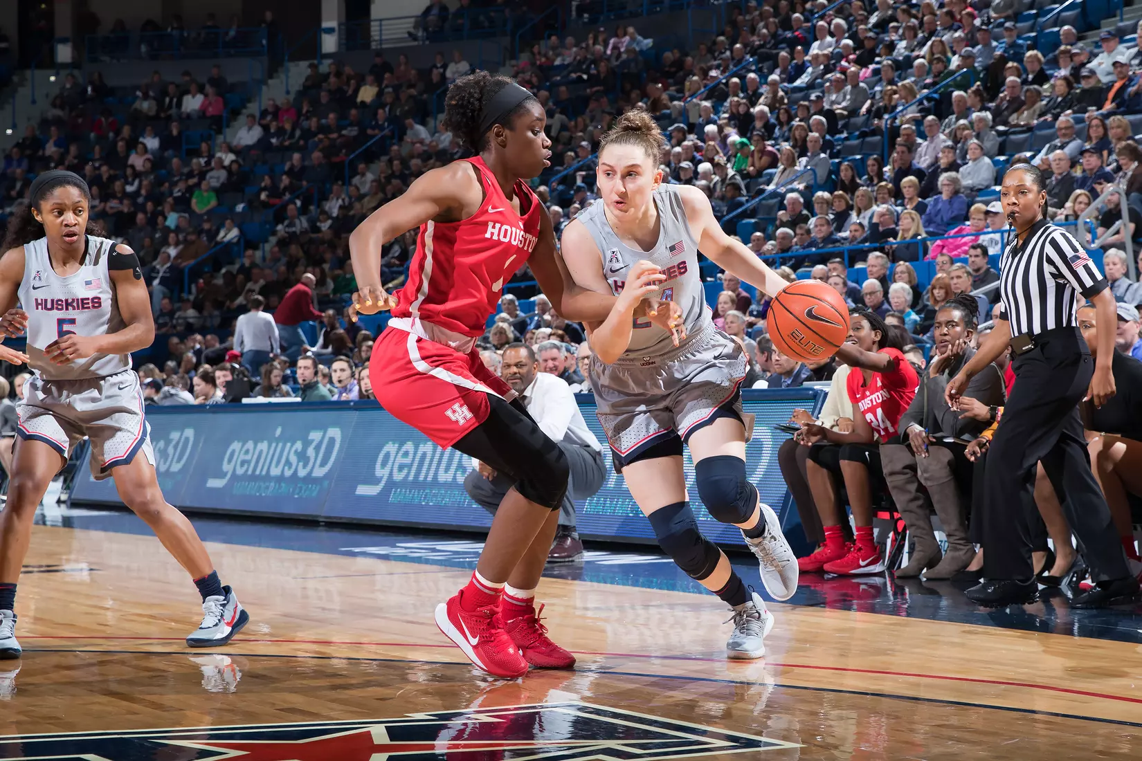 UConn vs Houston 1/11/20
