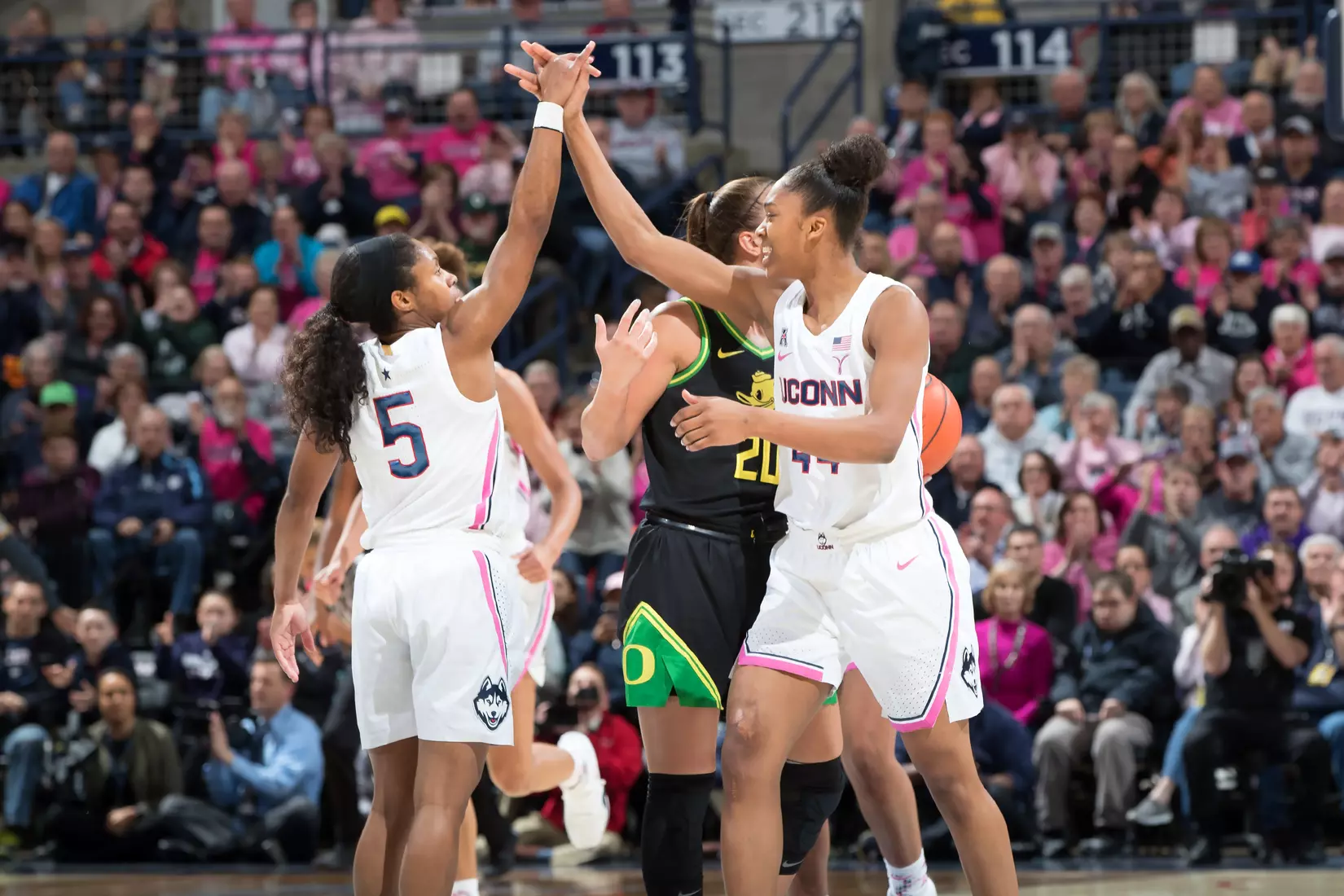 UConn vs Oregon 2/4/20