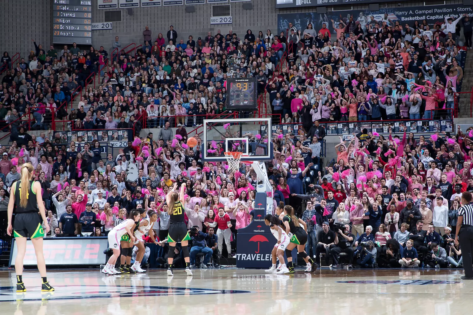 UConn vs Oregon 2/4/20