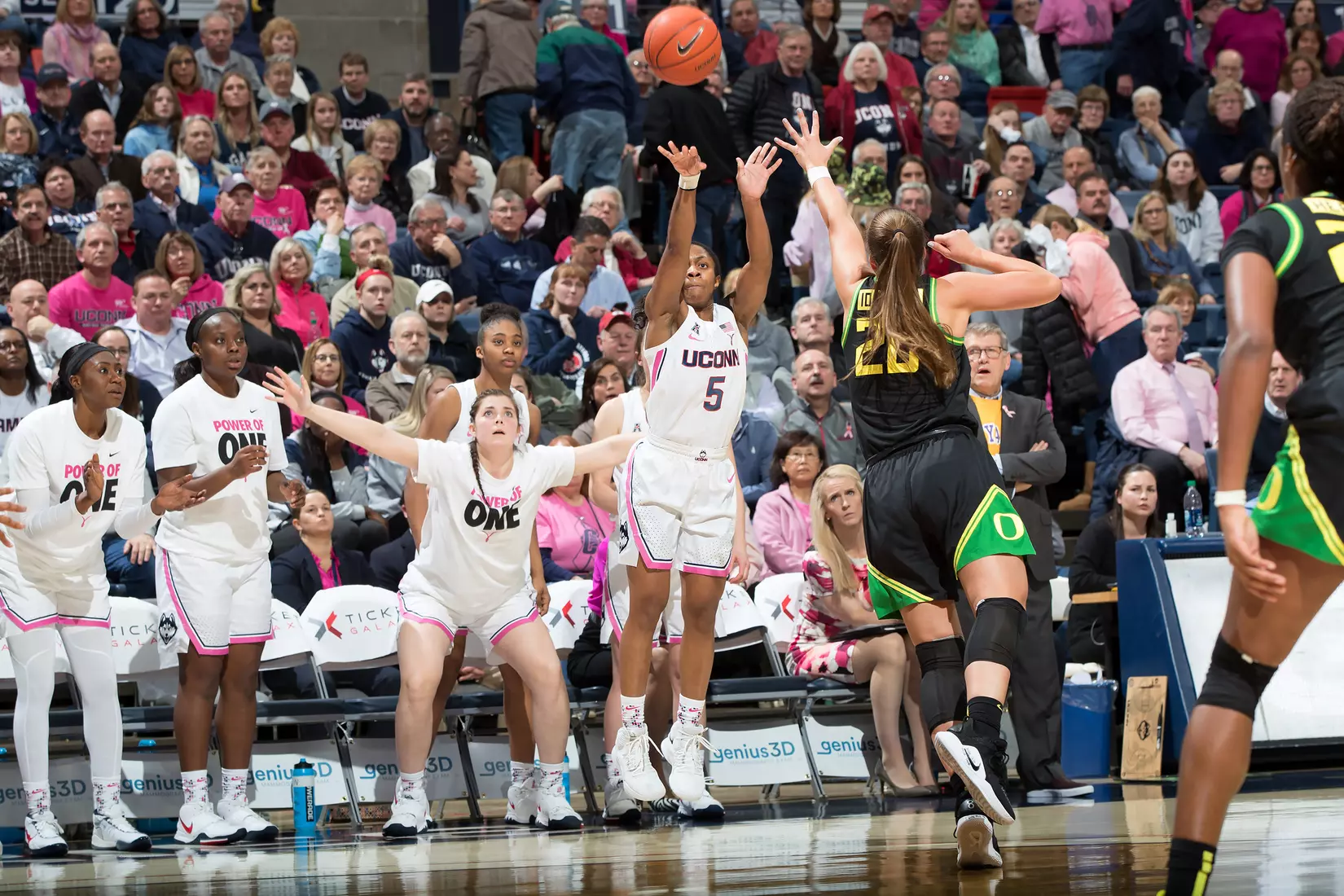 UConn vs Oregon 2/4/20