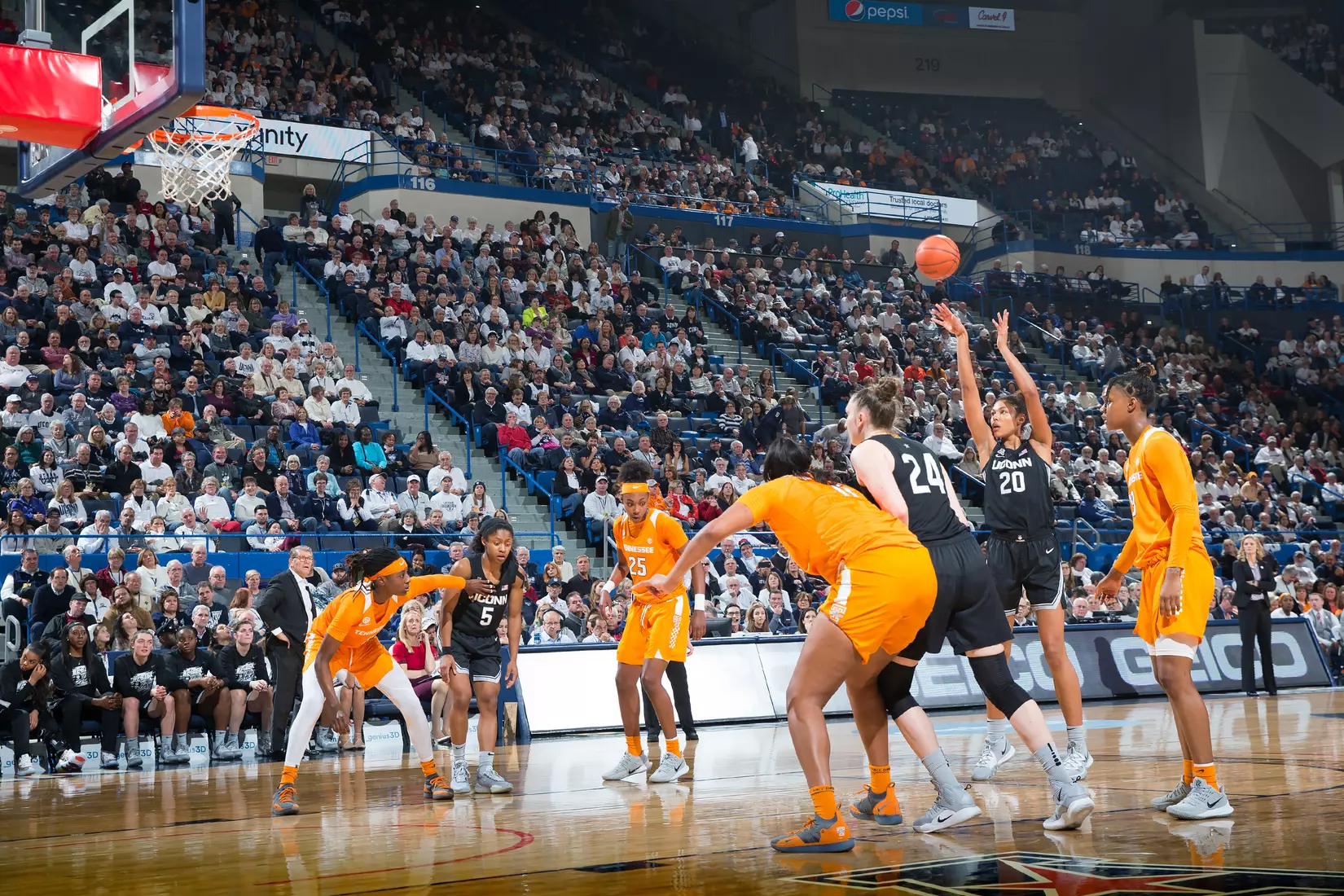 UConn vs Tennessee 1/23/20
