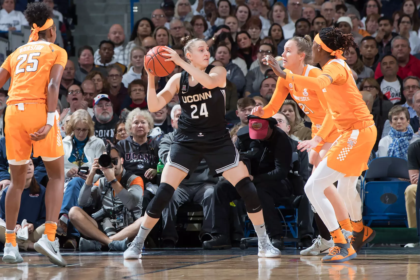 UConn vs Tennessee 1/23/20