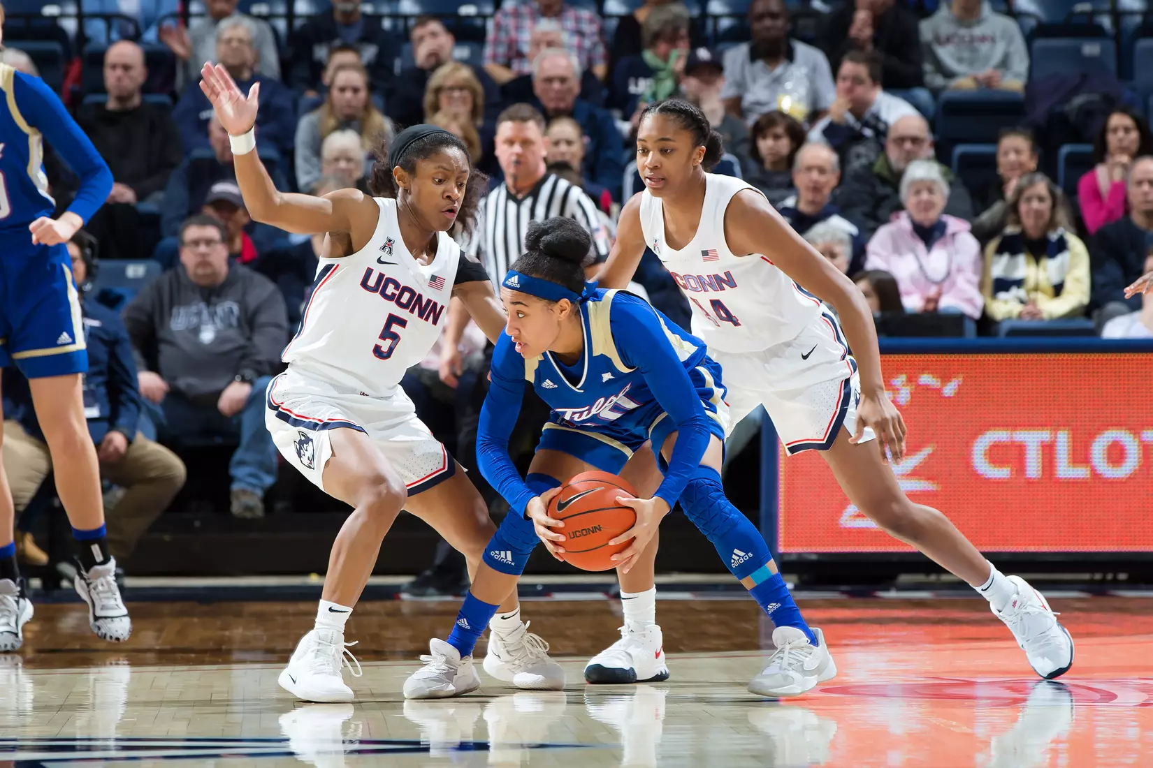 Uconn vs Tulsa 1/19/20
