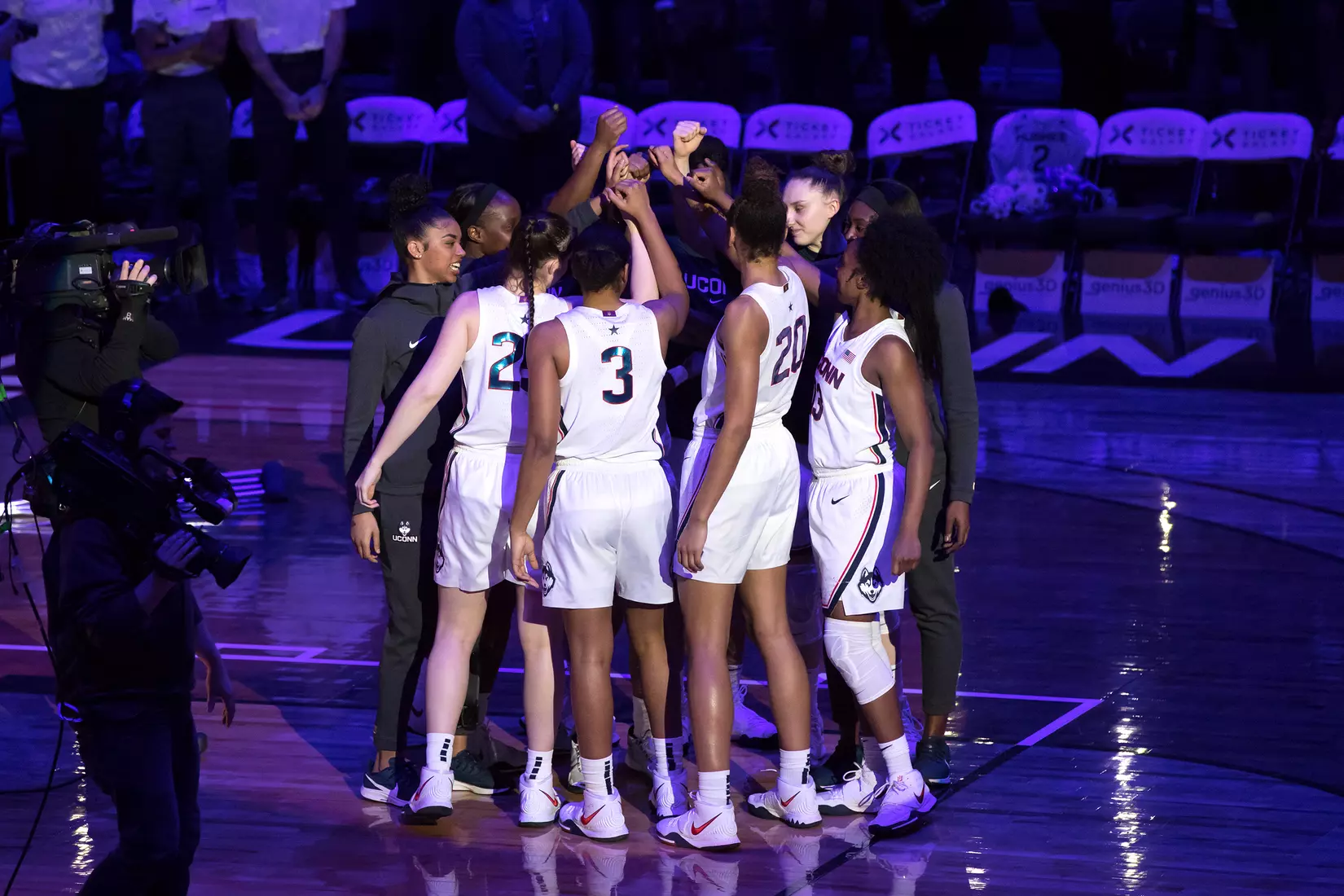 UConn vs USA 1/27/20