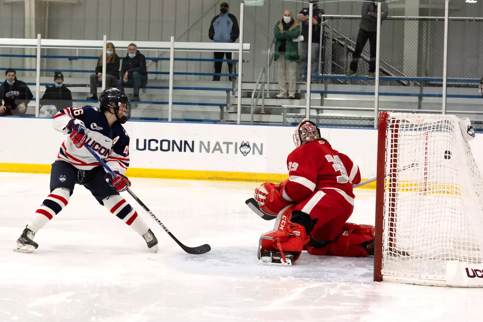 UConn vs Sacred Heart at Freitas Ice Forum 11/26/21