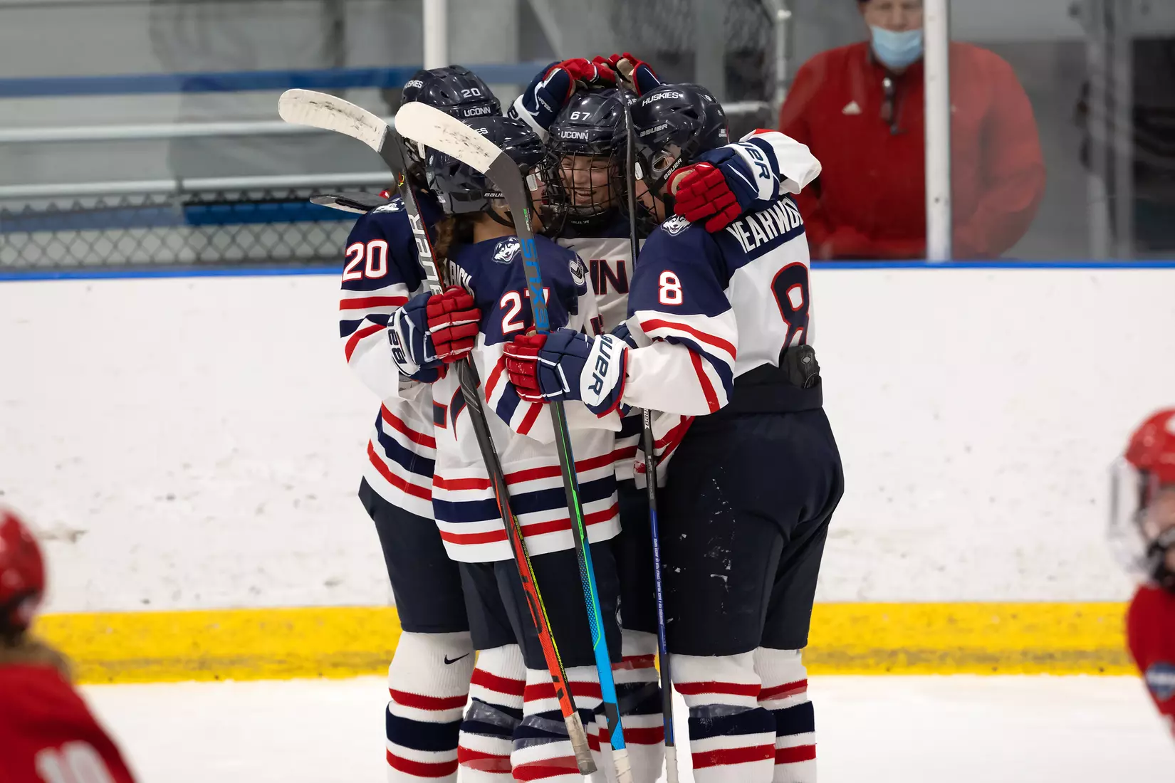 UConn vs Sacred Heart at Freitas Ice Forum 11/26/21