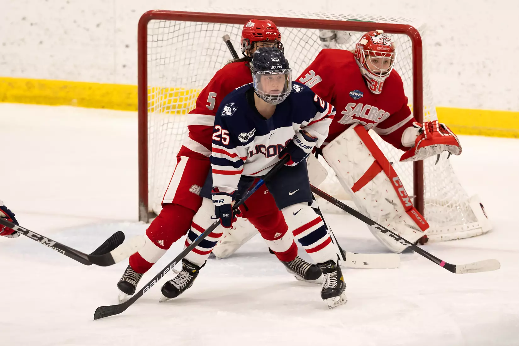 UConn vs Sacred Heart at Freitas Ice Forum 11/26/21