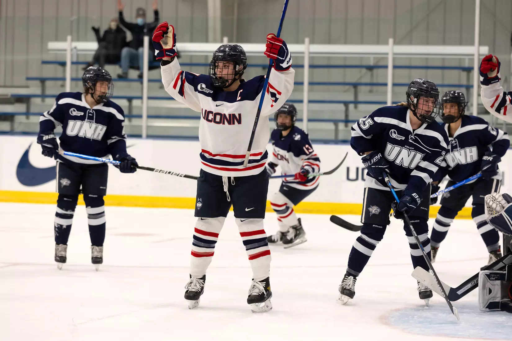 UConn vs UNH at Freitas Ice Forum, 1/24/22