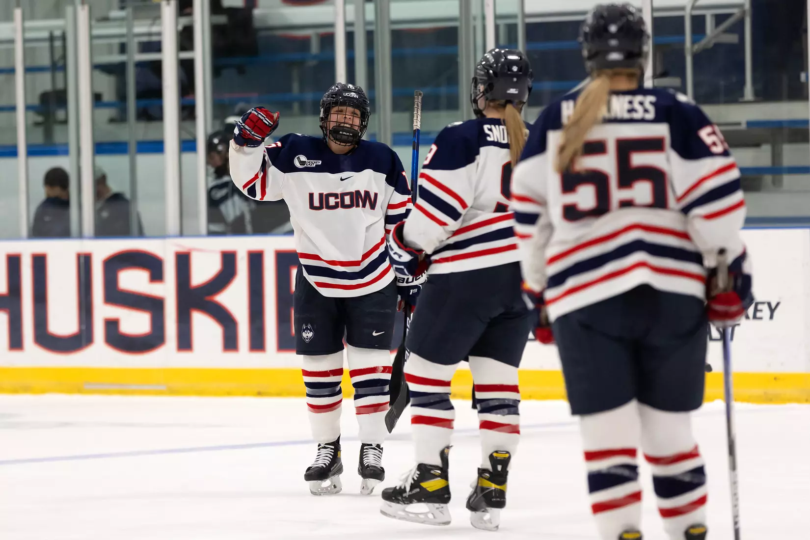 UConn vs UNH at Freitas Ice Forum, 1/24/22