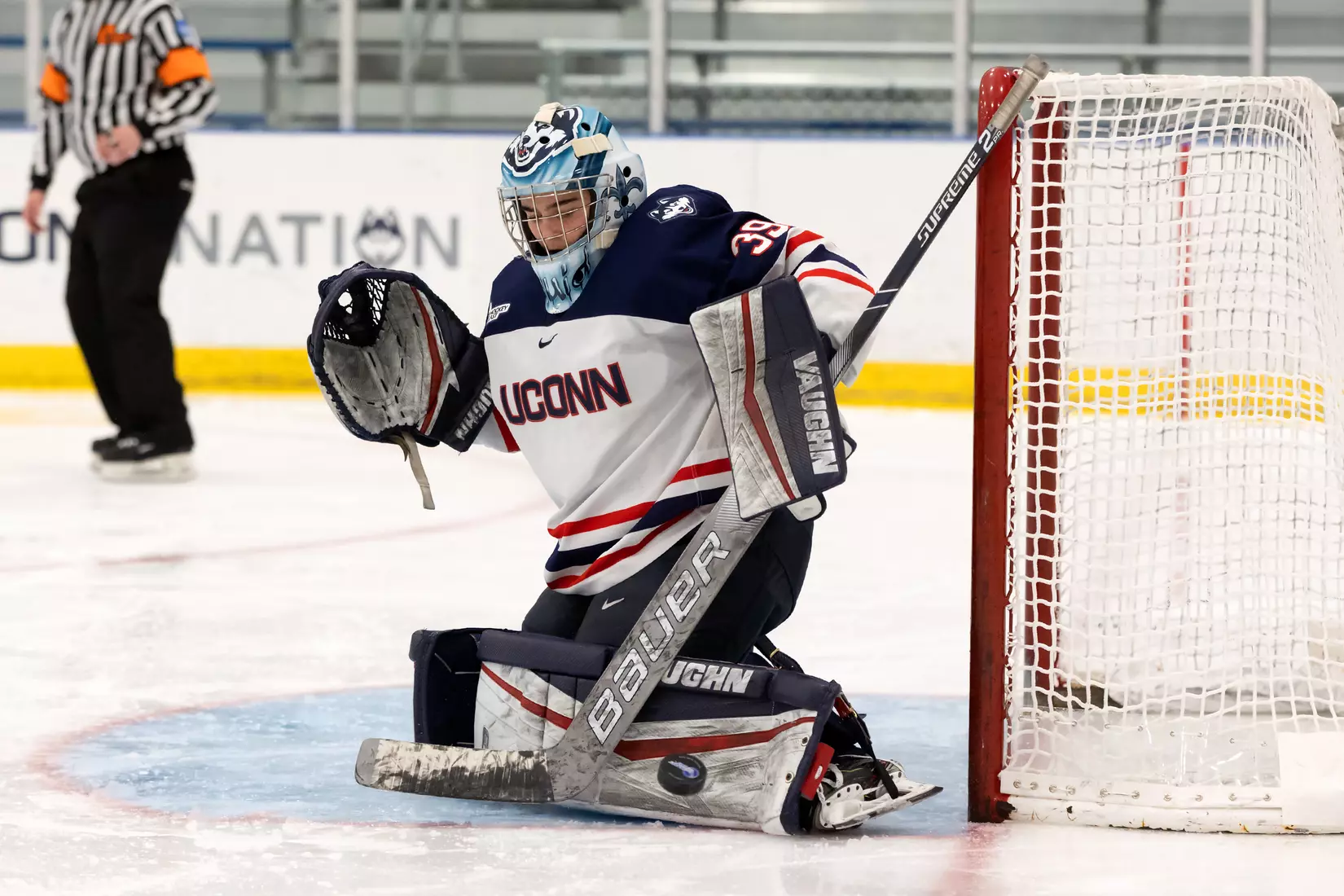 UConn vs UNH at Freitas Ice Forum, 1/24/22