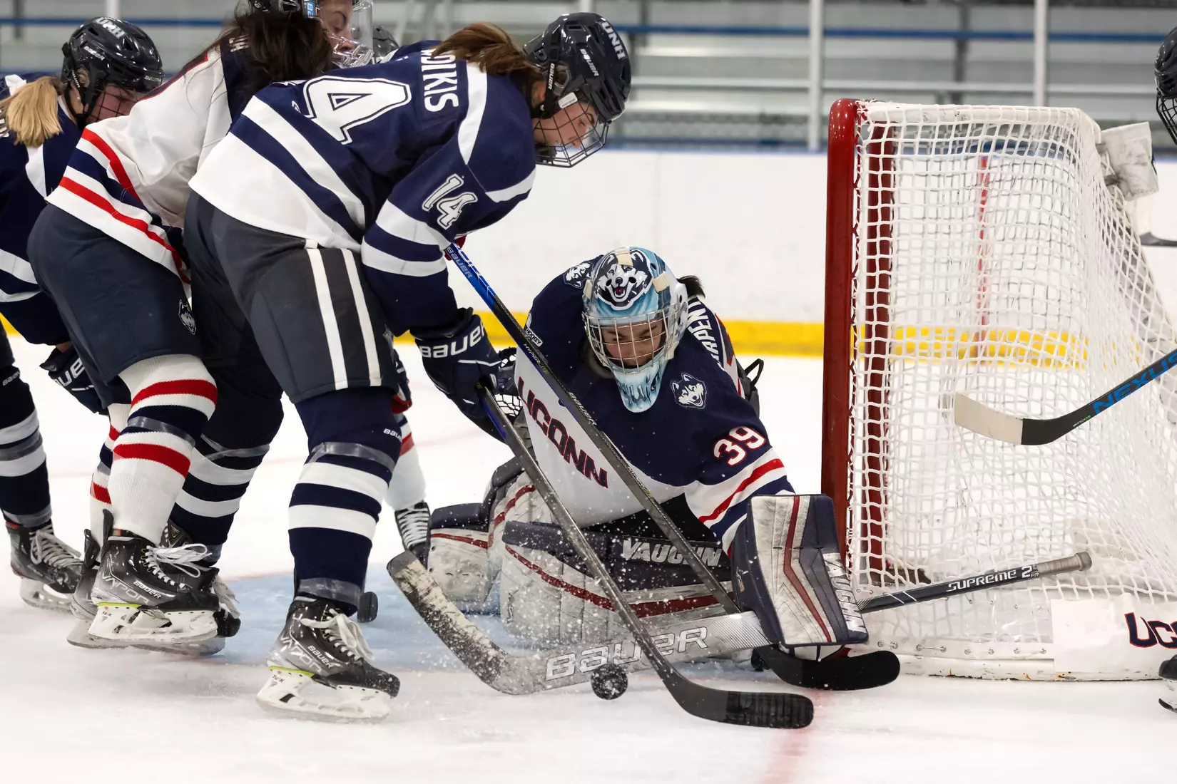 UConn vs UNH at Freitas Ice Forum, 1/24/22
