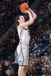 Breanna Stewart tied a career high with 29 points versus South Florida.