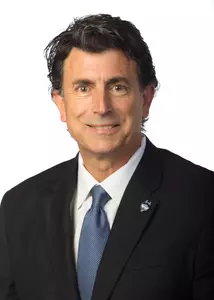 Kevin Wolthausen has coached for two Rose Bowl winners.