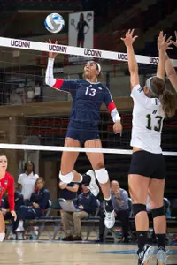Tosin Adeniyi recorded eight block assists in UConn's five-set loss to Houston on Sunday.