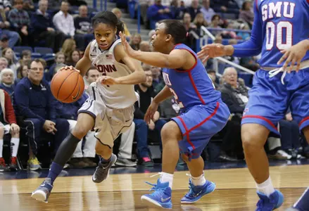 Moriah Jefferson drives the ball against the Southern Methodist Mustangs.