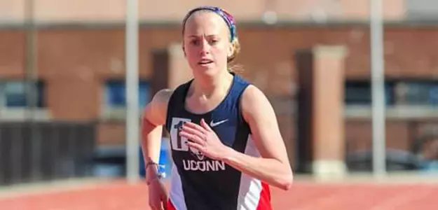 Lauren Sara paced the Huskies with a 16:43.30 finish in the 5K.