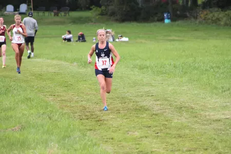 Lauren Sara turned in a ninth-place finish in the 5K race