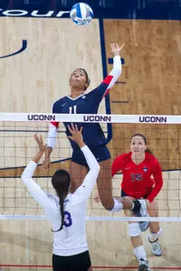 Erika Thomas posted a team-best .467 hitting percentage against Toledo on Friday.