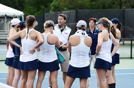 Head Coach Glenn Marshall
