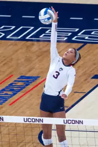 Jade Strawberry led the team with 20 kills and 10 digs.