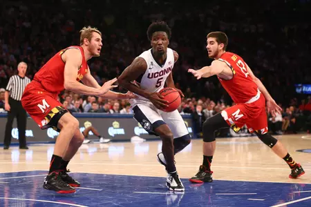 Daniel Hamilton led the team with 23 points in loss to the Terrapins.
