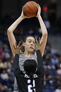 Breanna Stewart (30) led the team with 19 points.