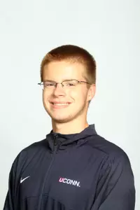 Mike Lennon won the 500 and 1650-freestyle for the Huskies.