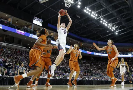Breanna Stewart won the 2016 Wade Trophy, her second-straight year earning the award.