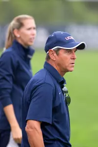 Head coach Len Tsantiris adds 13 new Huskies to 2016 roster.