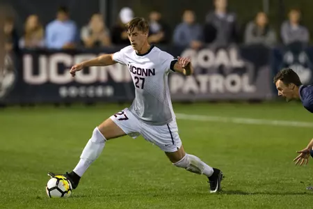 Andrew Geres was a part of the strong UConn defense on Friday (PC: Steve Slade).