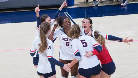 Team celebration vs Tulane