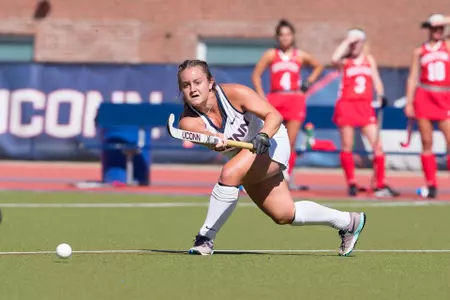 Kourtney Kennedy passes the ball vs. BU.