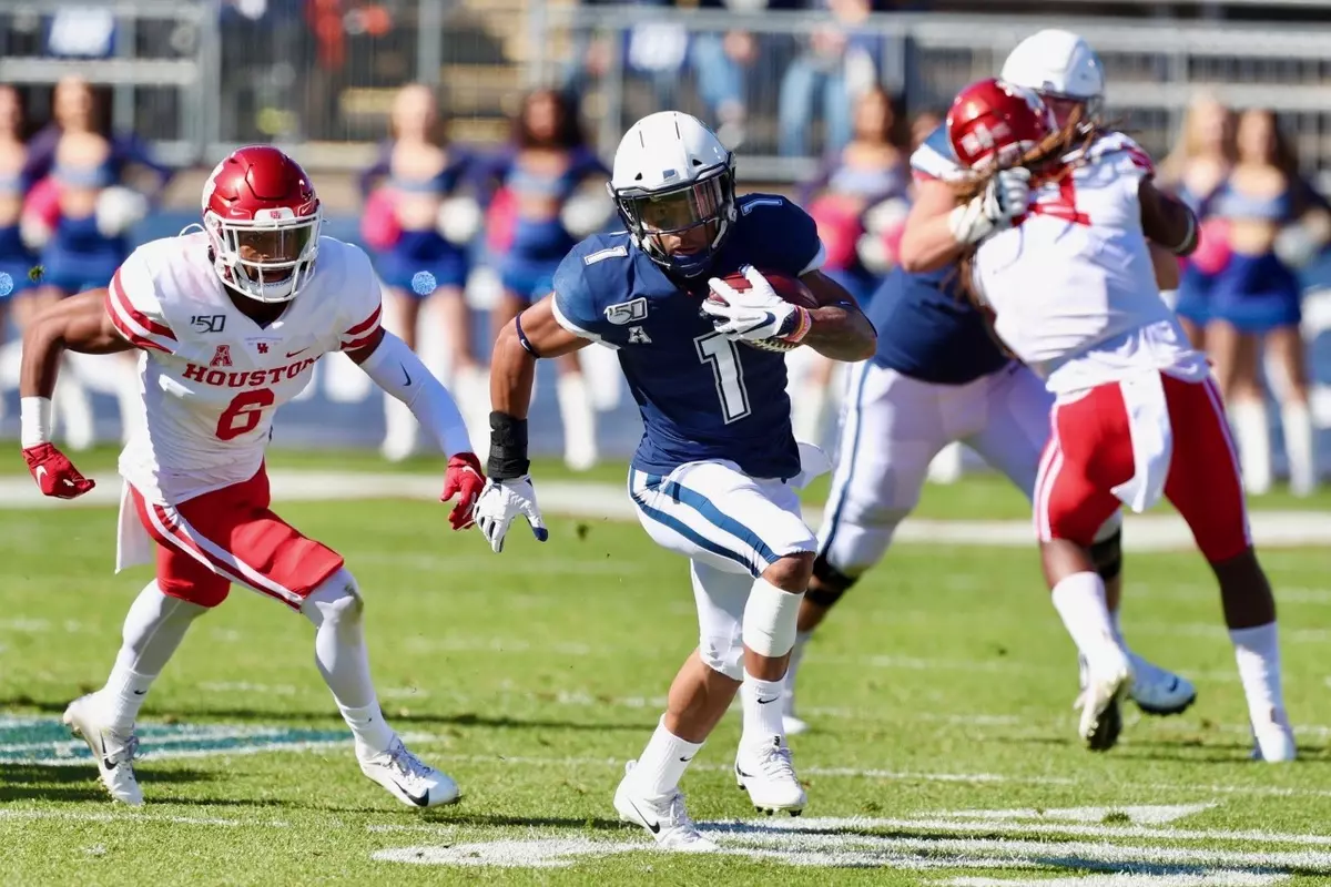 Art Thompkins Runs Against Houston