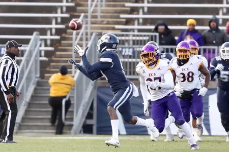 Cam Ross hauls in 94-yard TD pass