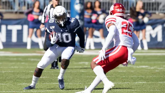 Jayce Medlock catches a pass against Houston on October 19.