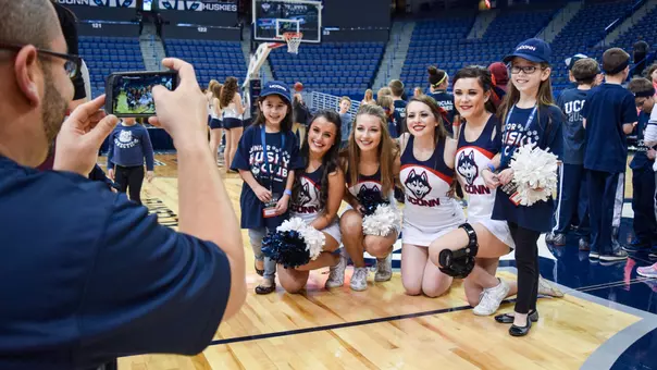 2019-20 Junior Husky Club Registration Open