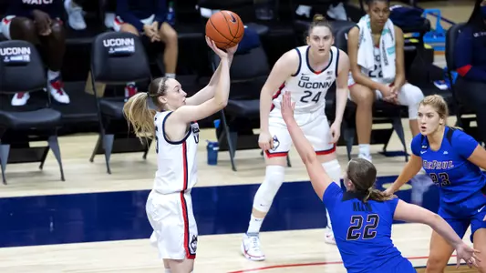 Paige Bueckers takes a jumper against DePaul on December 29, 2020.