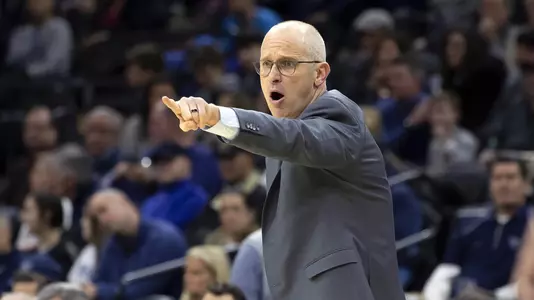 COACH DAN HURLEY