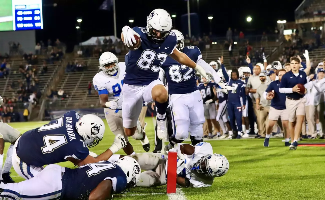 Brandon Niemenski scores a TD against MTSU on October 22.