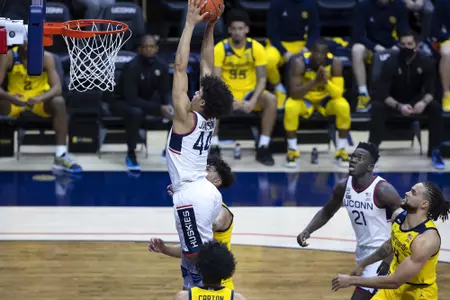 Andre Jackson dunk